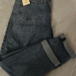 Universal Thread Boyfriend Jeans NWT 10 