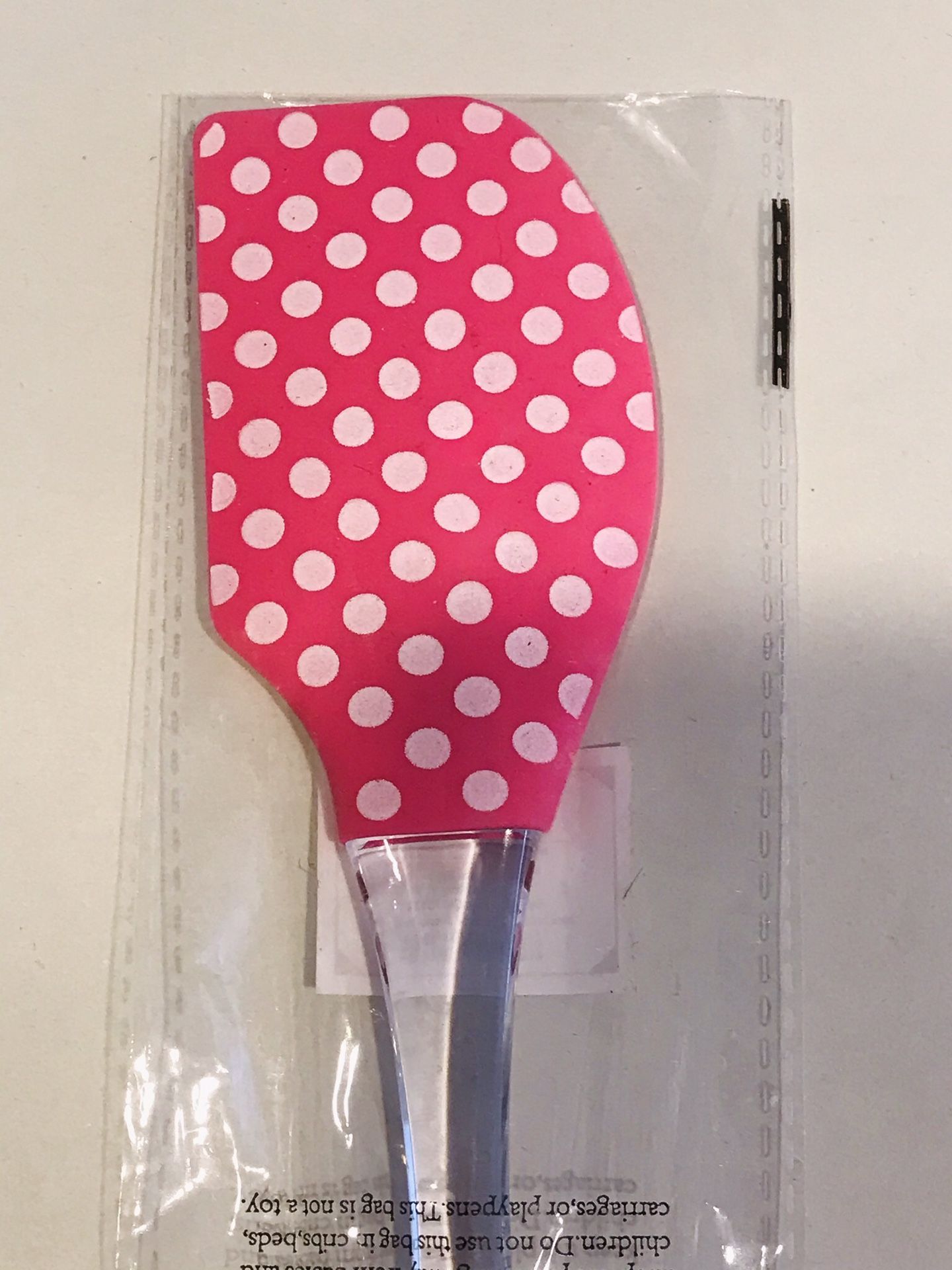 NEW in packaging, Large Rubber spatula, brighten your kitchen with this trendy spatula