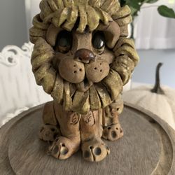 Vintage Lion  Statue - Heavy Stone