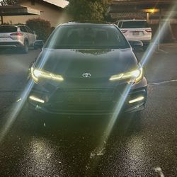 Toyota Corolla SE 20204D