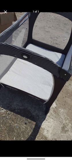 Baby playpen