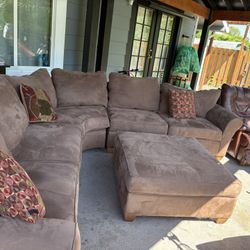 very good quality sofa