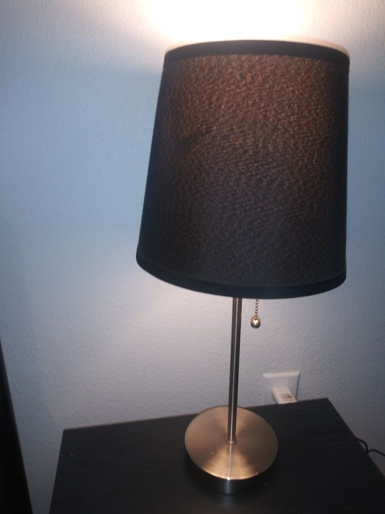 Table lamp