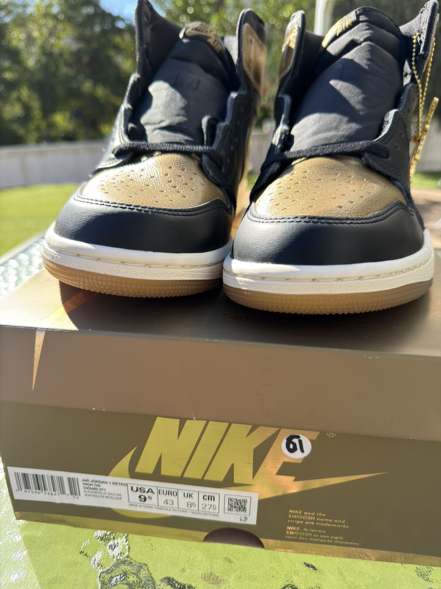 Nike Air Jordan 1 Retro High OG “Black Metallic Gold” (DZ5485-071 