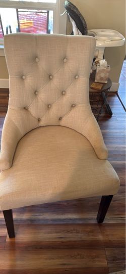 2 Tufted Accent Chair Beige Linen