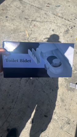 Toilet bidet attachment