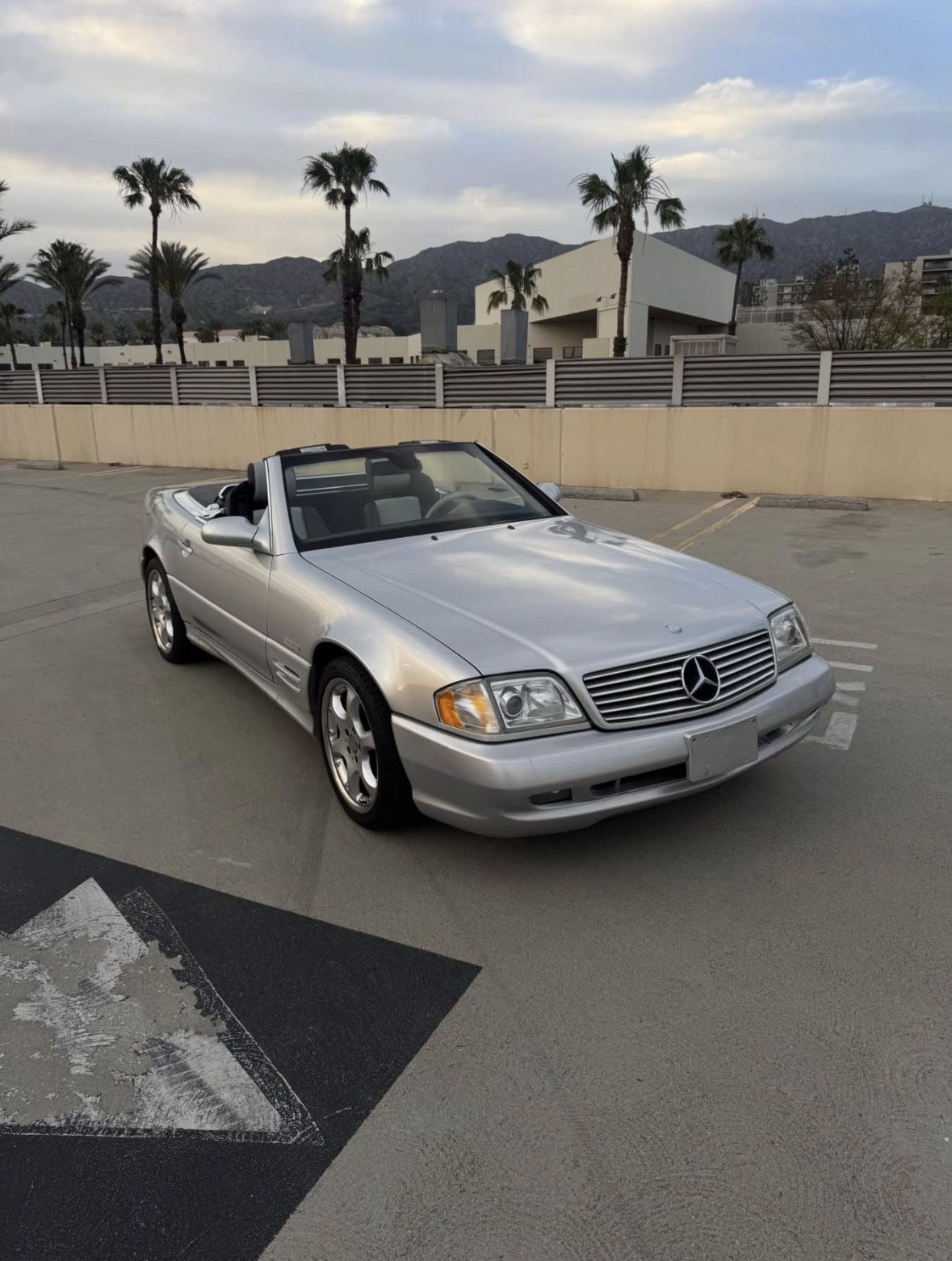 2002 Mercedes-Benz SL-Class