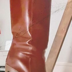 Authentic FENDI Baguette Vitello Boots $350