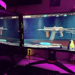 Gaming Pc w/ Mouse , Keyboard & Mousepad.
