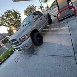 2005 Dodge Ram 1500 5.7hemi