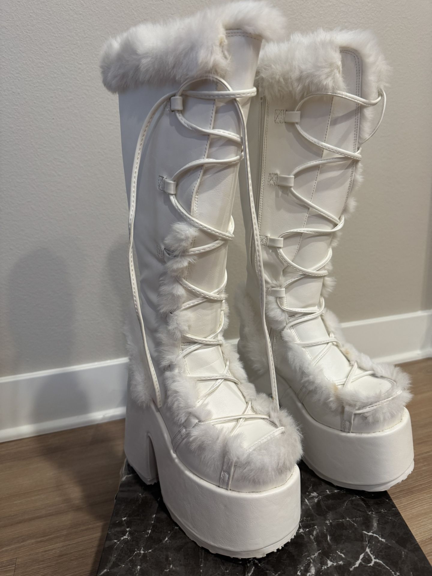 Demonias Boots 