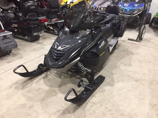 2009 arctic cat tz1 turbo touring 2up electric start reverse 3246 miles will trade
