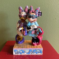 Jim Shore Disney Fashionable Friends Minnie & Daisy Fashionistas Figurine Gift Present 