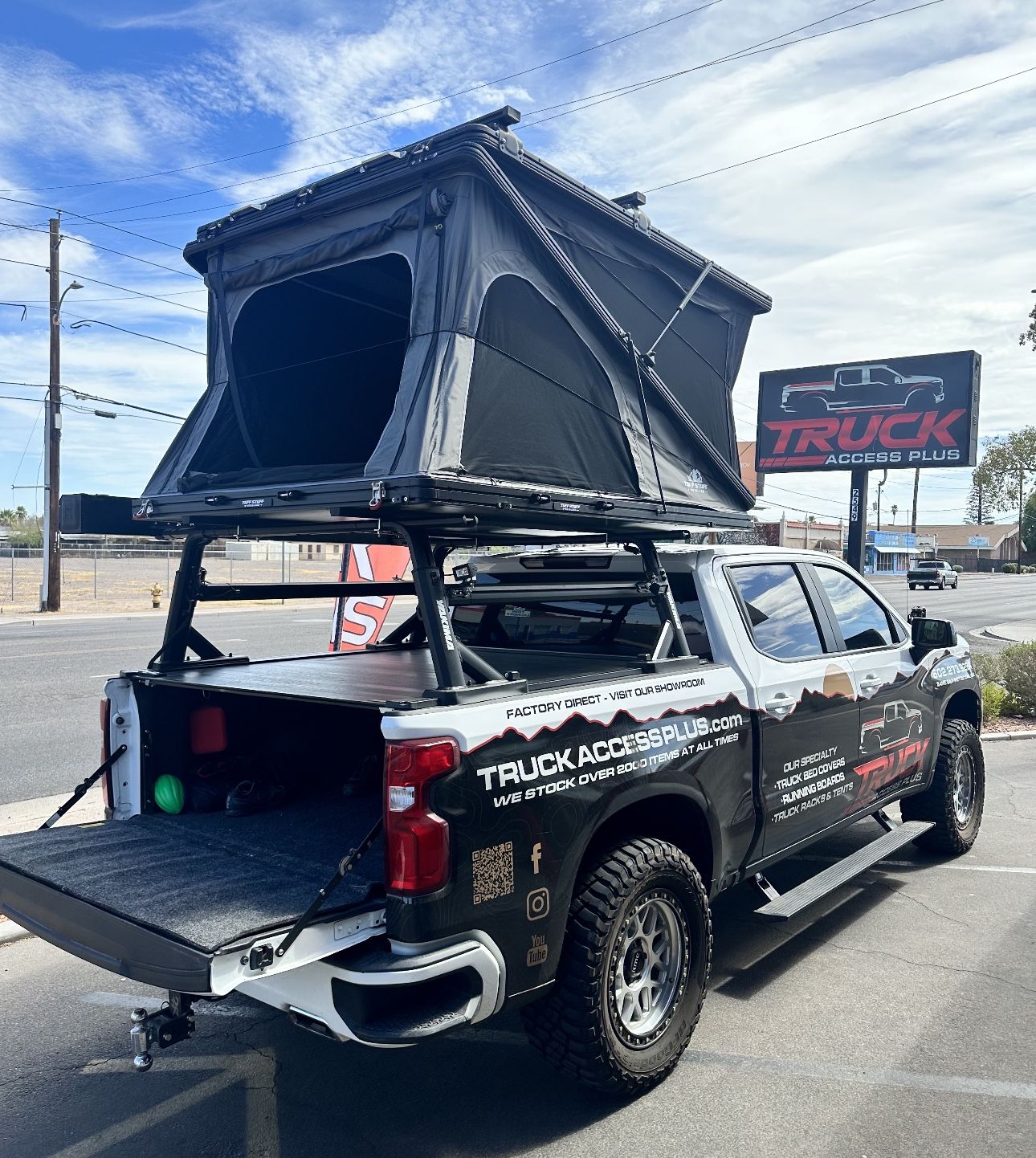 Tuff Stuff Alpine 61 Roof Top Tent RTT