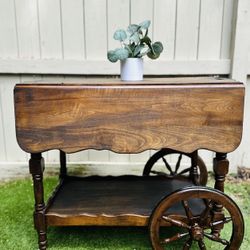 Antique Mid-Century Colonial Style Tea/Bar Cart