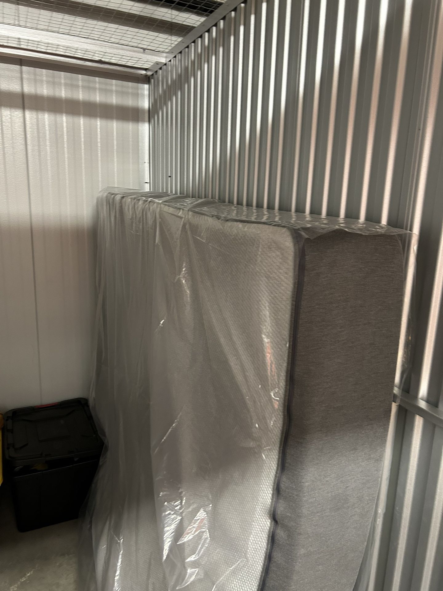 Casper CA King Mattress for Sale in Seattle, WA OfferUp