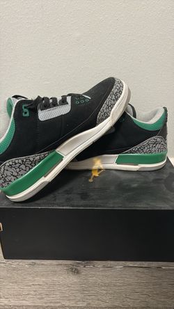 Air Jordan 3 Pine Green Sneaker