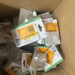 AGLACIE Aragon single acrylic faucet handle.  