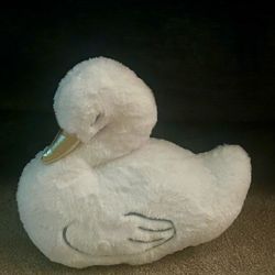 Plush Swan Pillow (New) $5 Each or 3 For $10, Have Lots Available