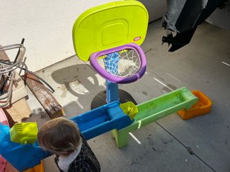 Toddler Water Table and Basketball Hoop