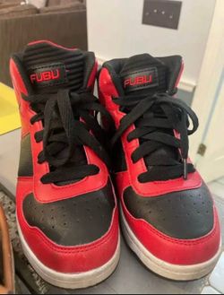 Boys shoes