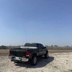 Whip Antenna + Tool Box 