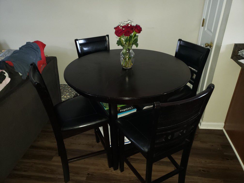 Black Pub Table and 4 Chairs