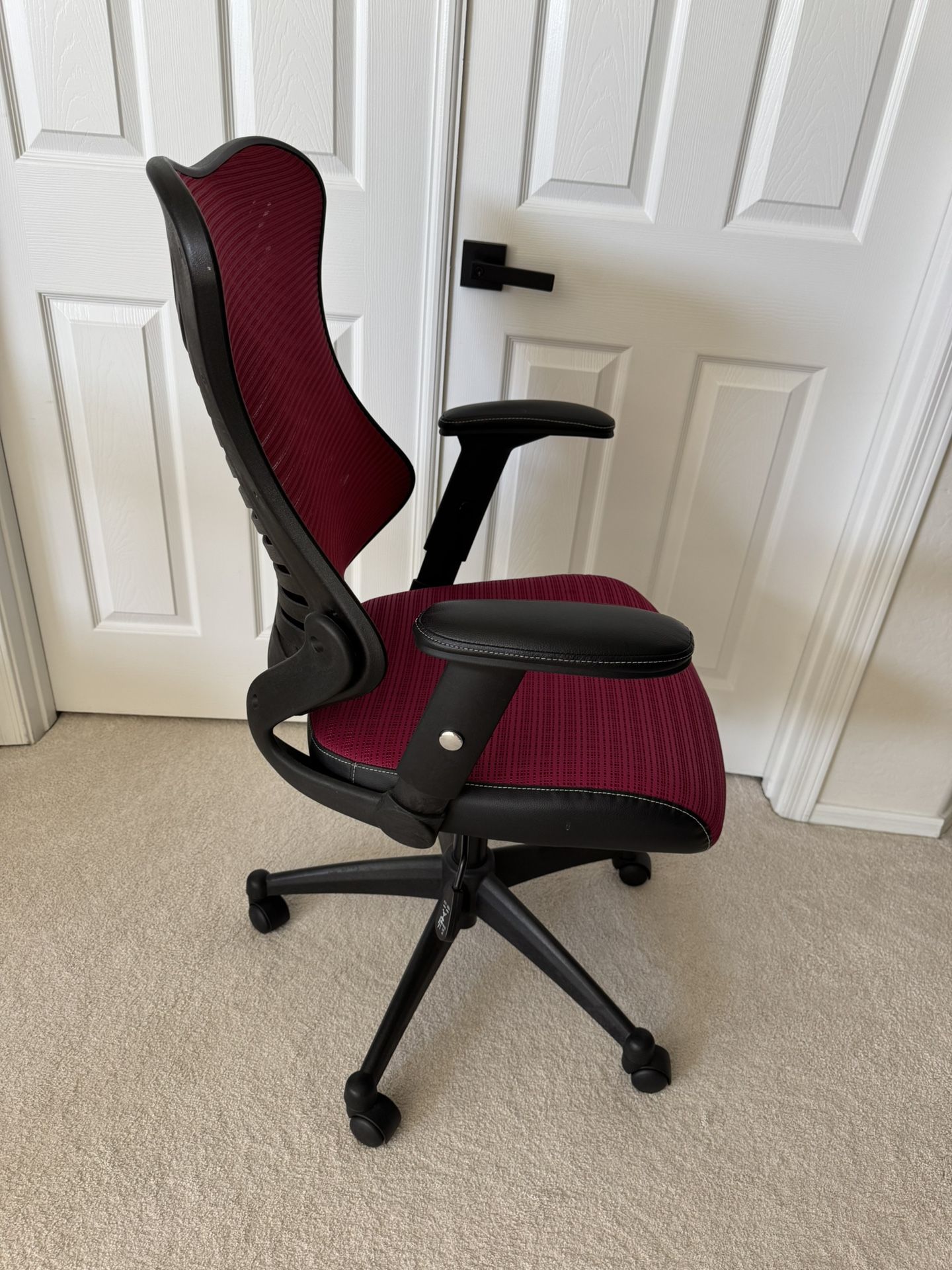 Office Chair - like New