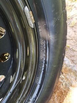 1 tire with 85 90% of tred $85