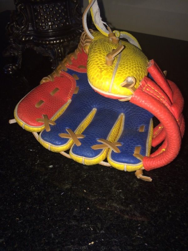 Kids Franklin Baseball Glove