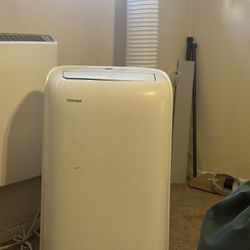Toshiba Potable Air Conditioner 