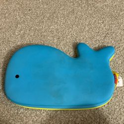 Skip Hop Knee Pad For Baby Bathing