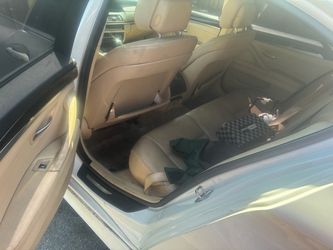 2011 BMW 528i