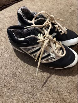 New Balance baseball cleats youth Size: 5