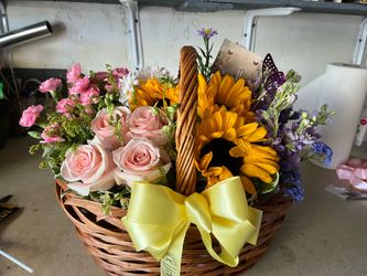 Floral basket