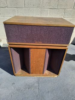 1972 Single Vintage Klipsch Belle Speaker – Early Alnico Era – Project/Mono. Center (local pickup)