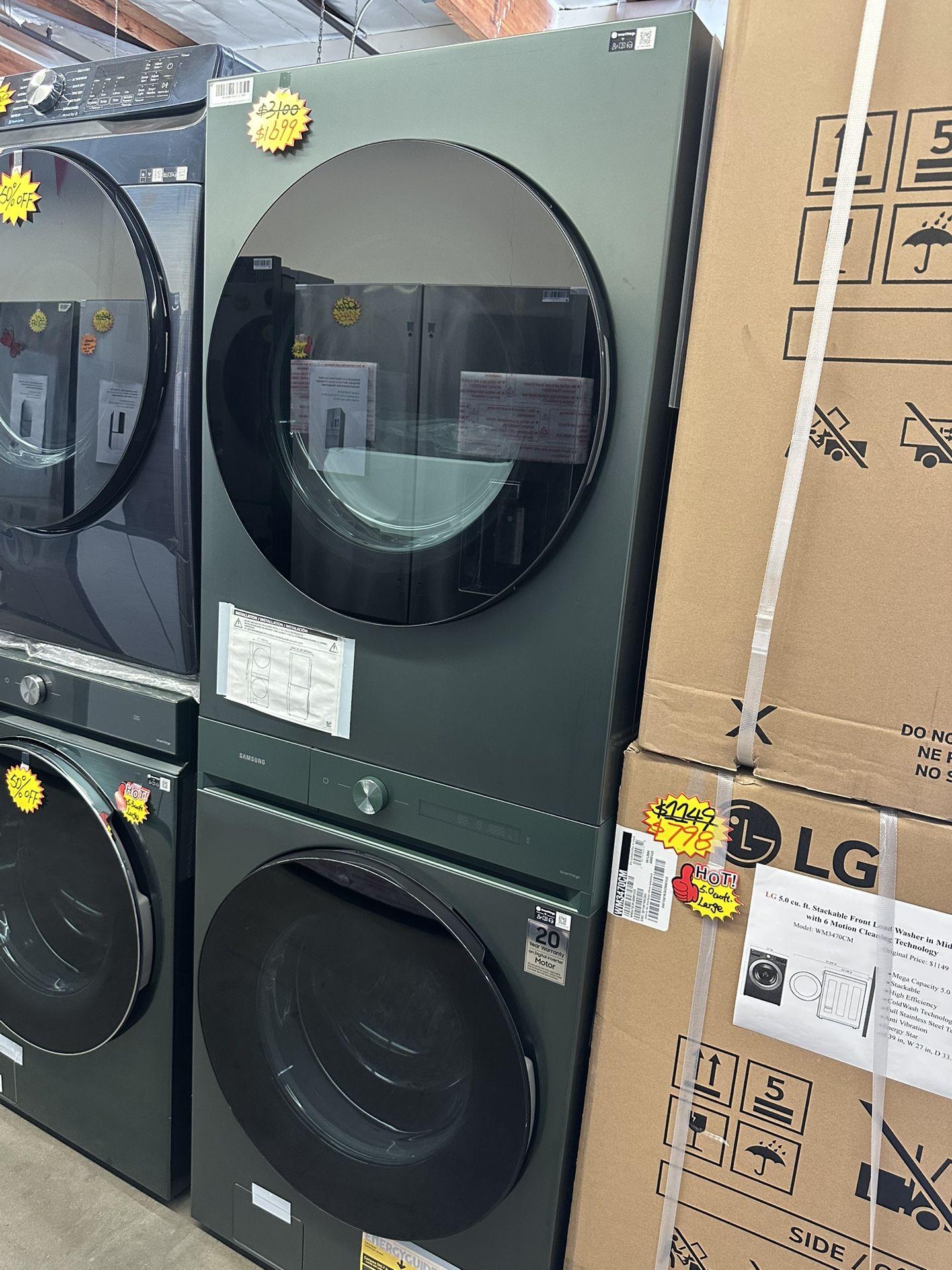 Bespoke 5.3 cu. ft. Ultra Capacity Single Unit AI Laundry Hub