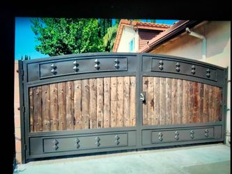Double gate
