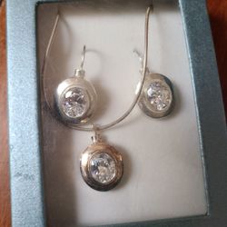 Sterling Silver Set, Necklace And Matching Earrings 
