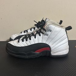 Jordan 12 taxi flip size 7Y