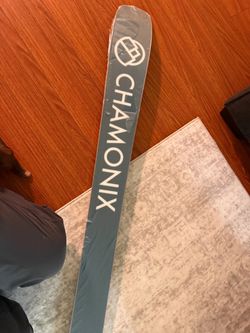 Chamonix Ski 179 New