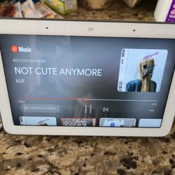 Google Nest Hub (1st Gen) 7-inch Display, Touch Screen, Smart Display with Google Assistant