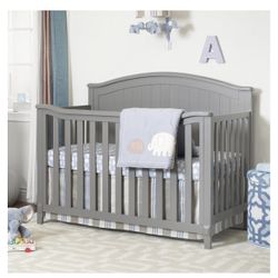 4 In 1 Baby Crib