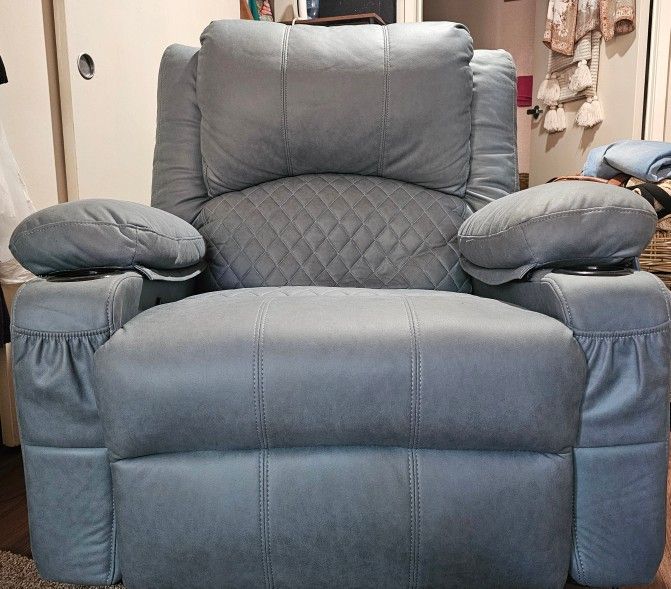 Gently Used Comfy Recliner