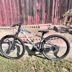 Specialized Rock Hopper Mtn. Bike