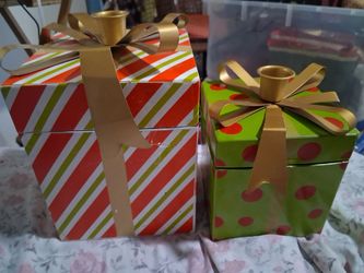Ventage metal Christmas candle gift box