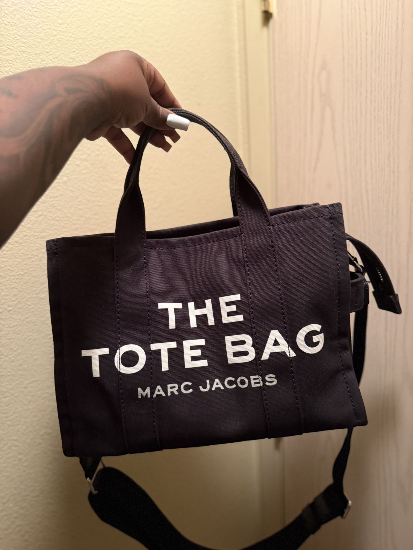 Marc Jacobs Medium Tote Bag β Black