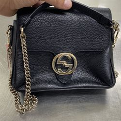 Gucci Interlocking G Shoulder Bag Small Black