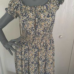 Women Dress Size Small 