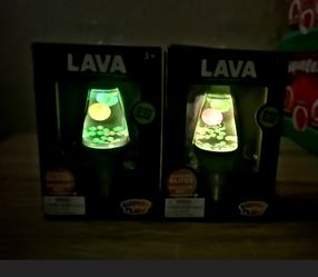 Schyling glow in dark lava lamps